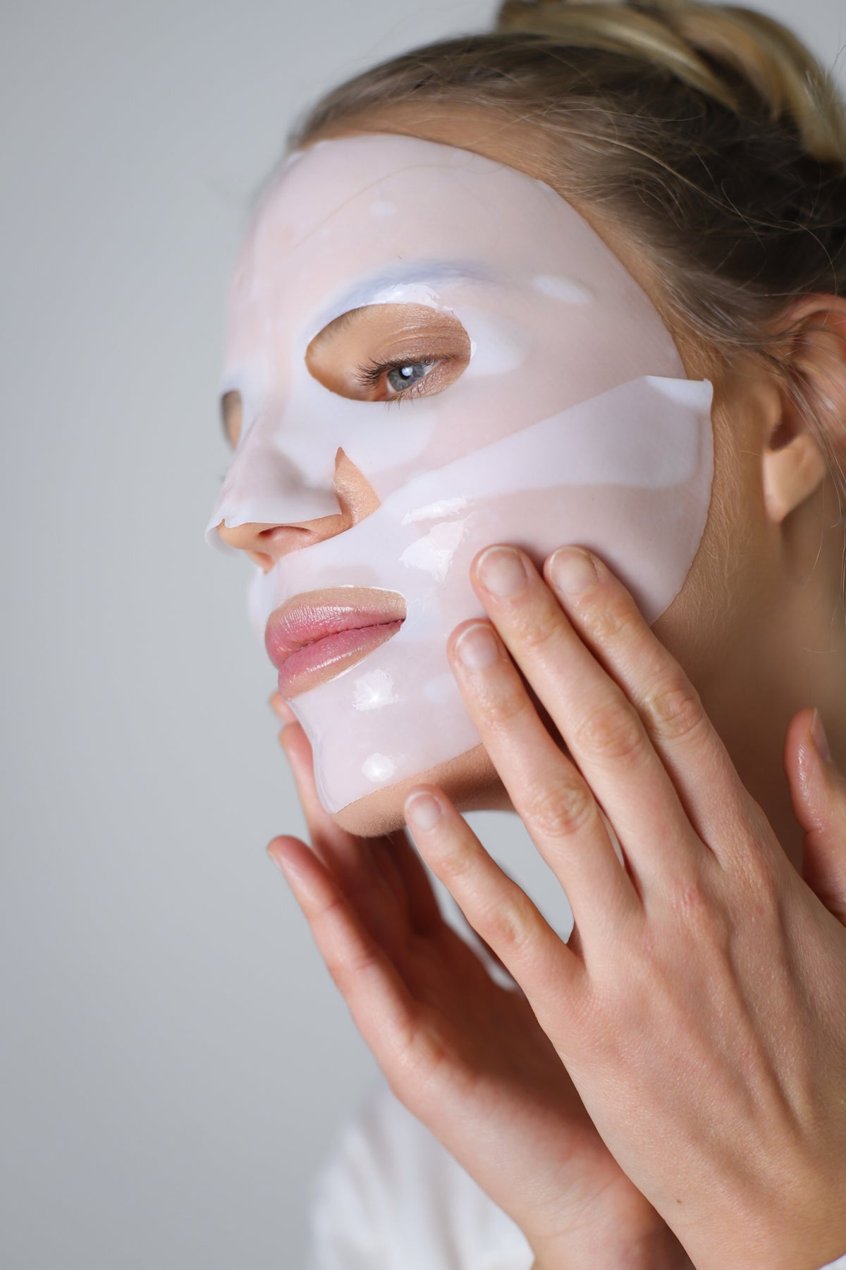 Mascarilla de hidrogel con colágeno y ácido hialurónico Bambi Skinlab