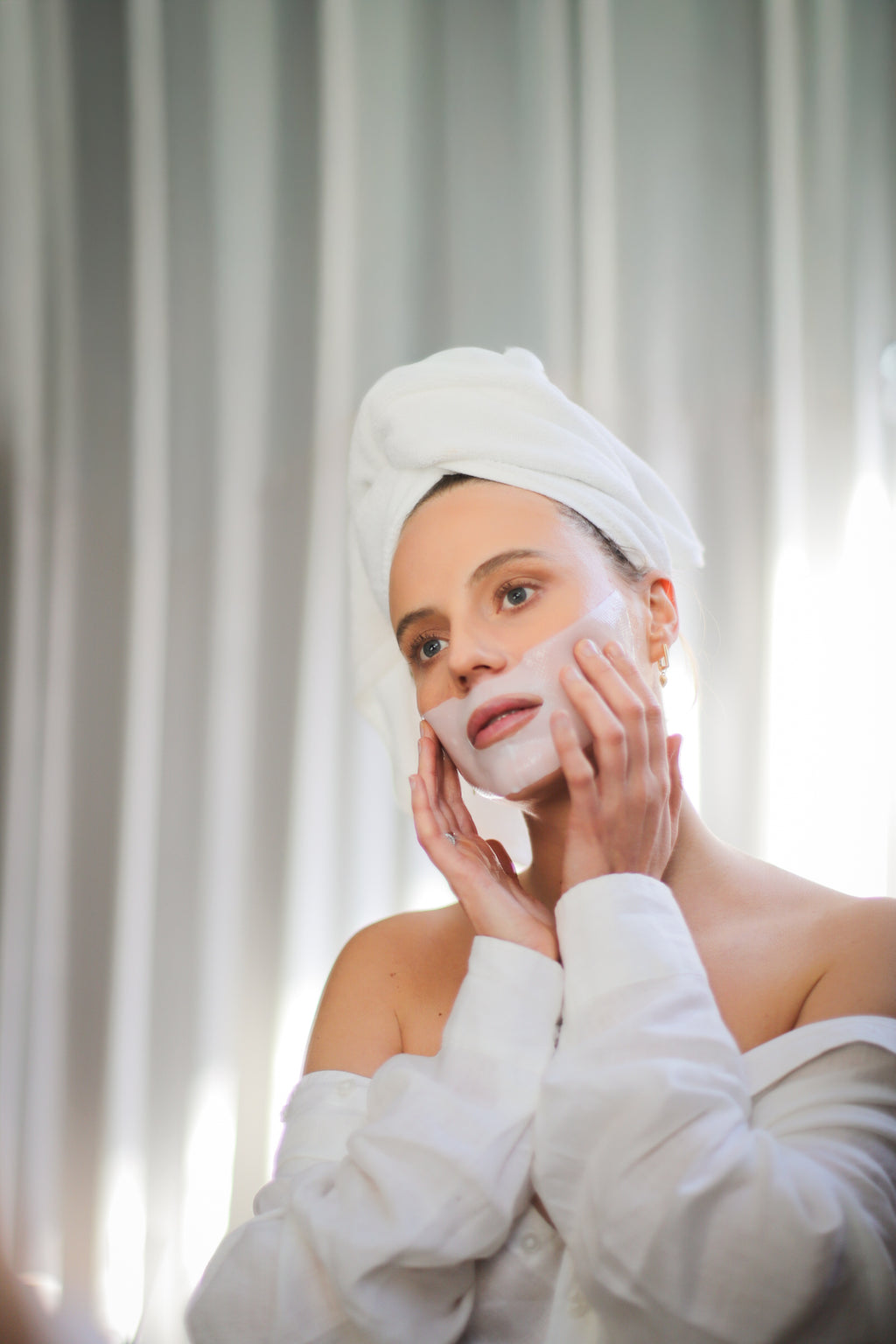 Mascarilla de hidrogel con colágeno y ácido hialurónico Bambi Skinlab